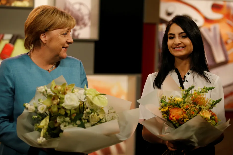 Angela Merkelová a youtuberka Ischtar Isiková