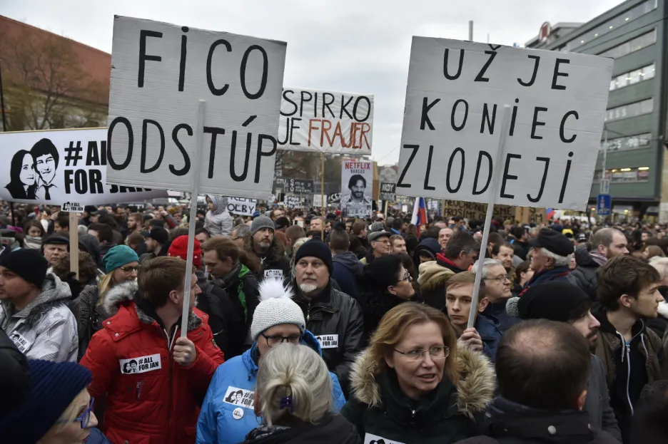 Protest pro slovenské vládě v Bratislavě