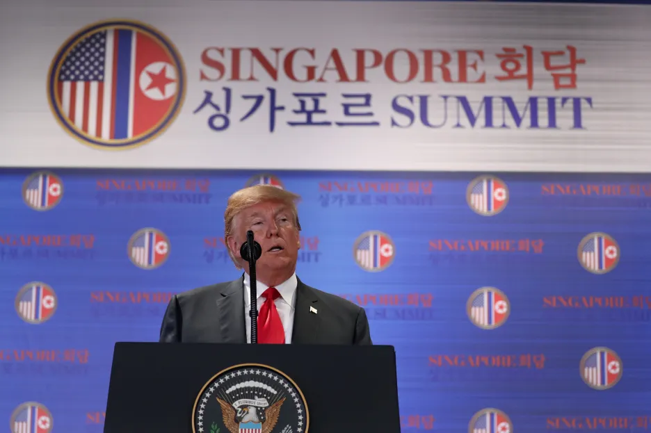 Donald Trump na brífinku po jednání s Kimem