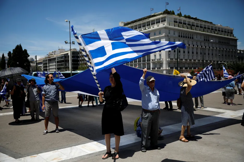 Protesty proti dohodě mezi Řeckem a Makedonií