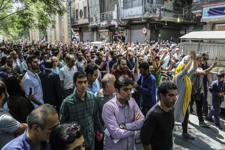 Protivládní demonstrace v Íránu