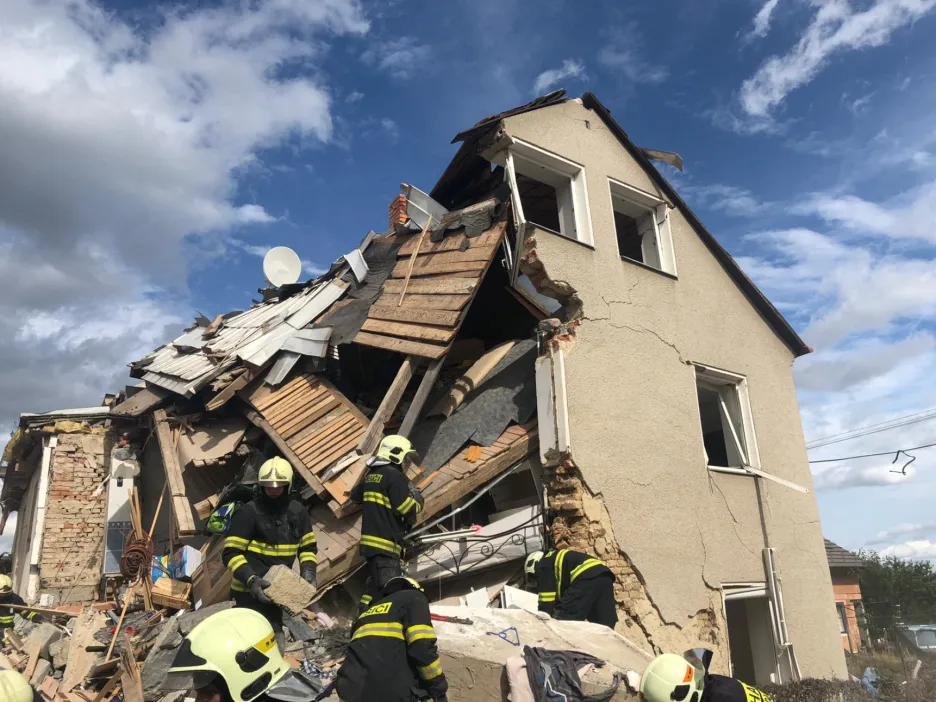 Následky výbuchu plynu v rodinném domě v Mostkovicích na Prostějovsku