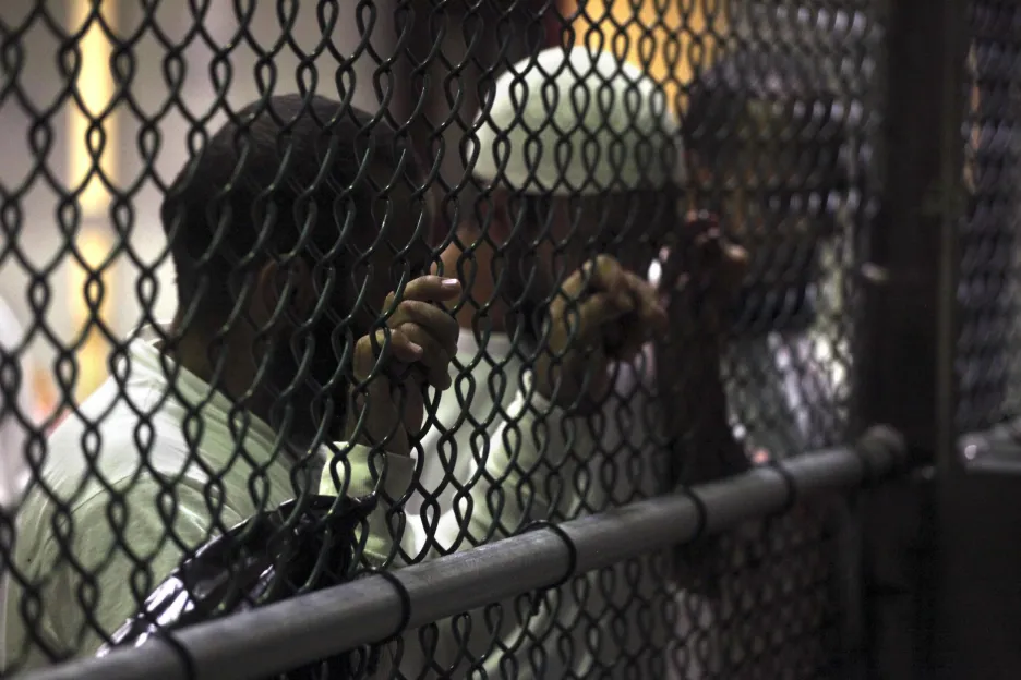 Vězni v Guantánamu
