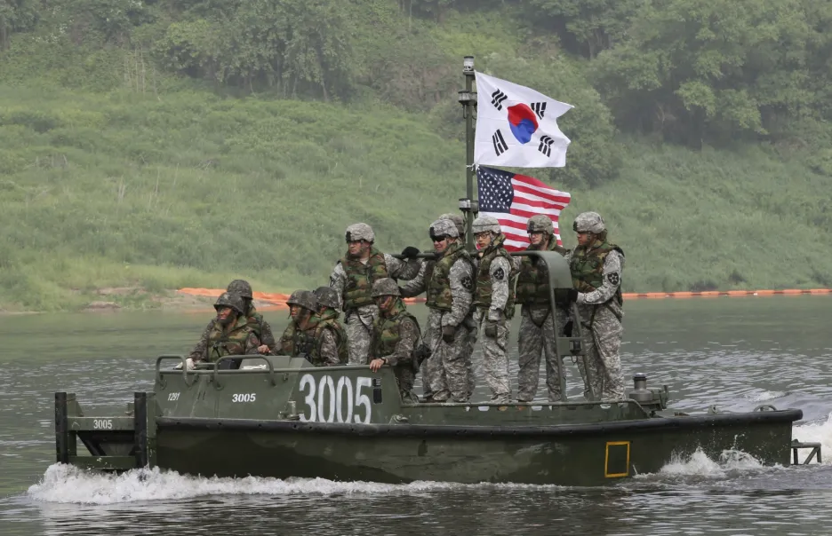 Americko-korejské vojenské manévry