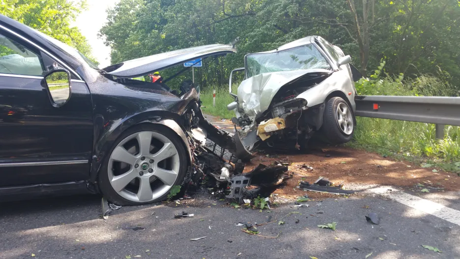 Dopravní nehoda dvou aut u Petřvaldu.