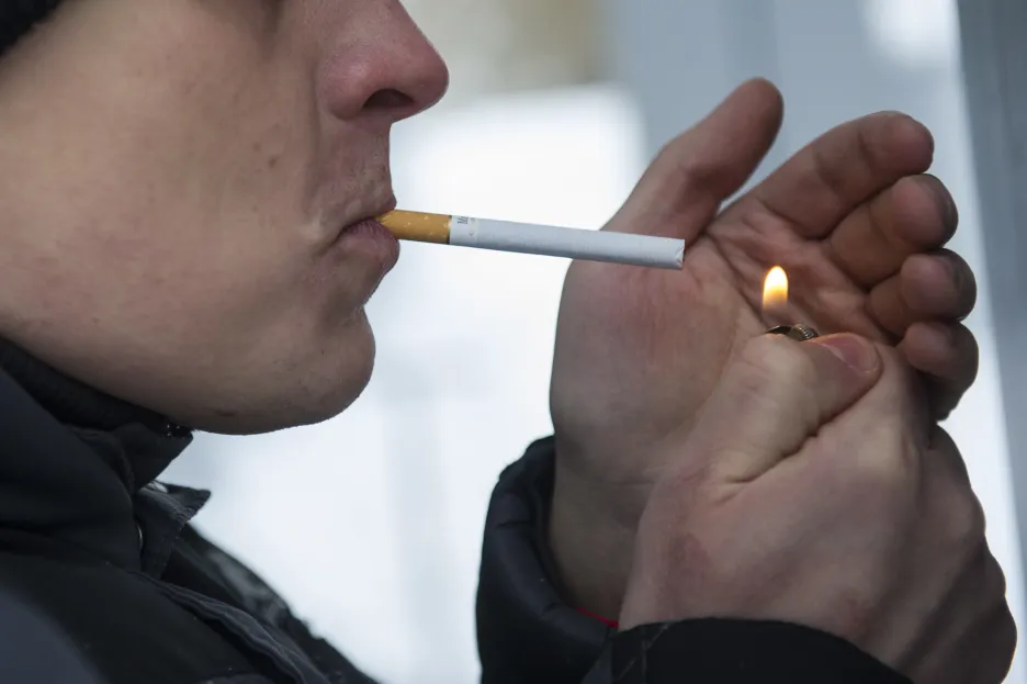 Jen 3 % kuřáků dokázala přestat bez cizí pomoci