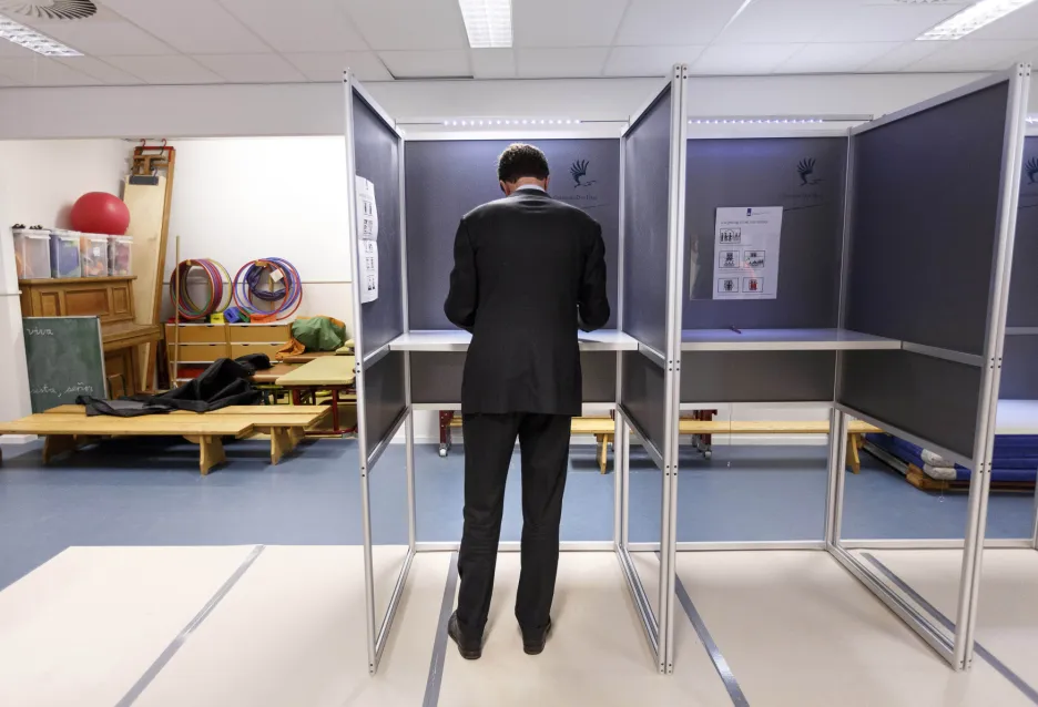 Nizozemsko čekají v březnu parlamentní volby