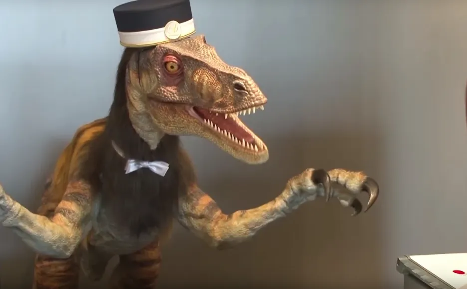 Robotičtí dinosauři už v Japonsku fungují jako recepční