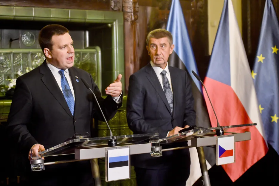 Estonský premiér Jürim Ratas a český premiér Andrej Babiš
