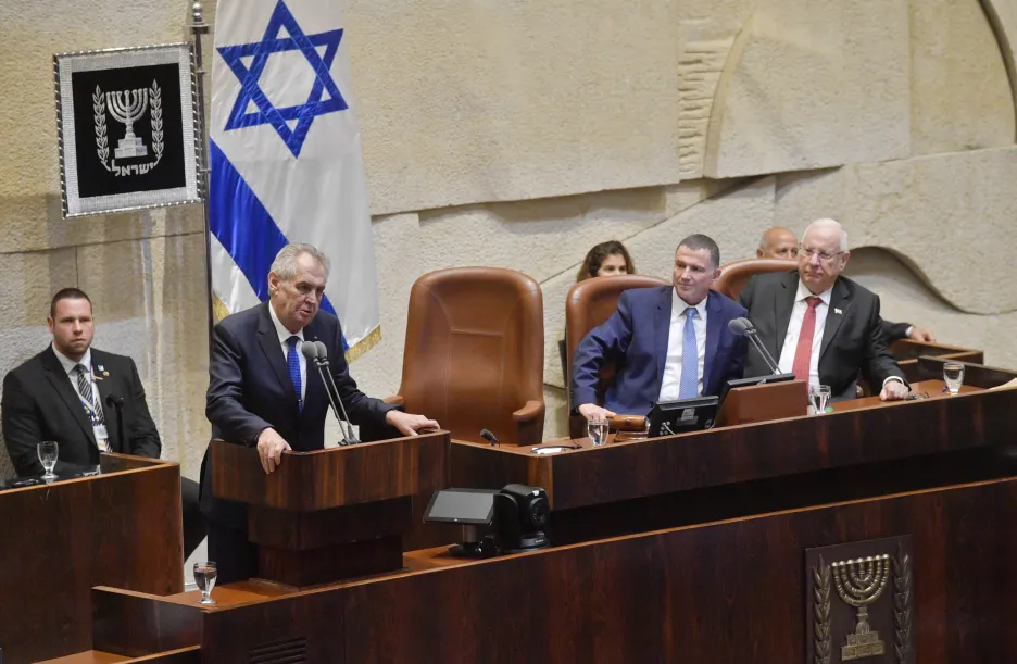 Miloš Zeman při projevu v Knesetu