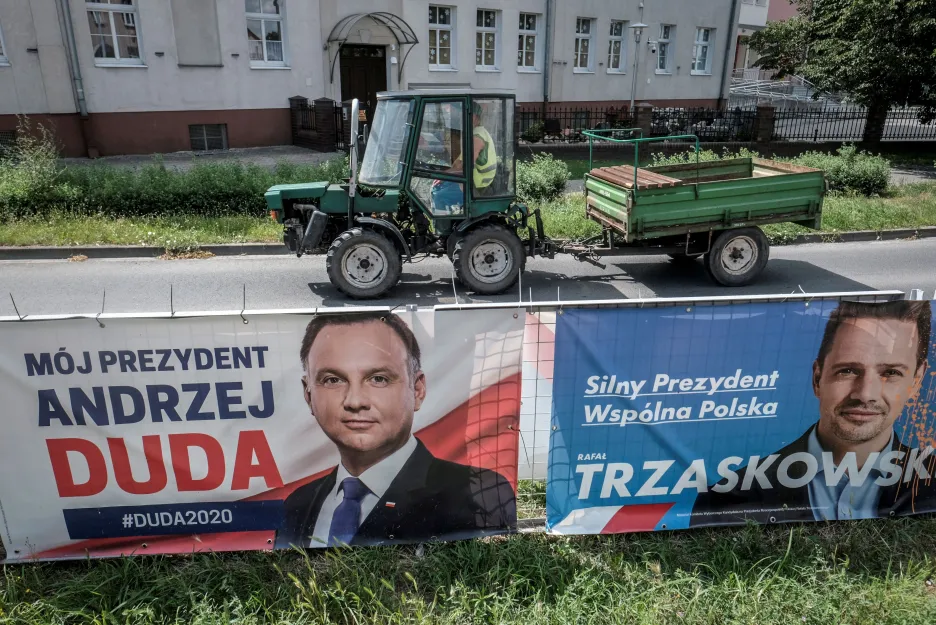 Předvolební plakáty v Lešně