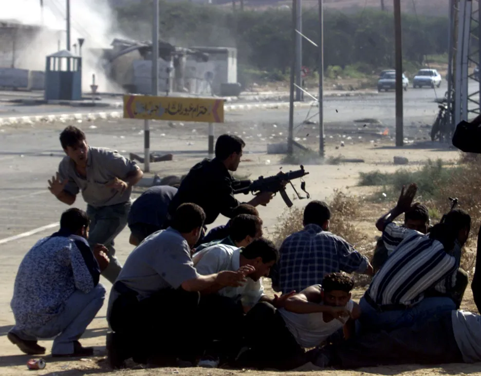 Přestřelka Palestinců s Izraelci v roce 2002