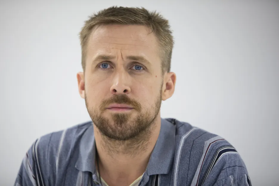 Herec Ryan Gosling točí v Praze film The Gray Man