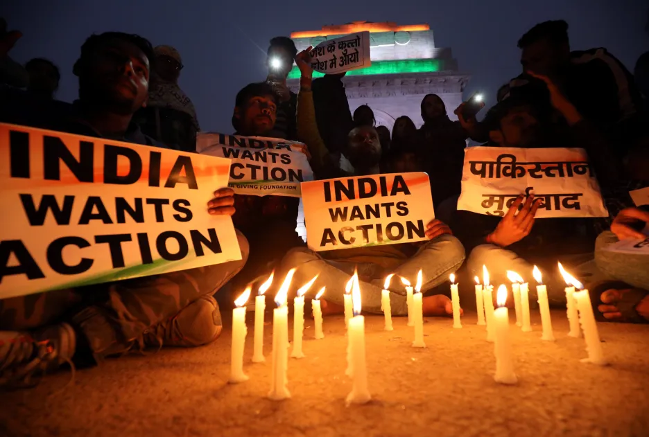 Pietní shromáždění za zabité indické policisty v Kašmíru