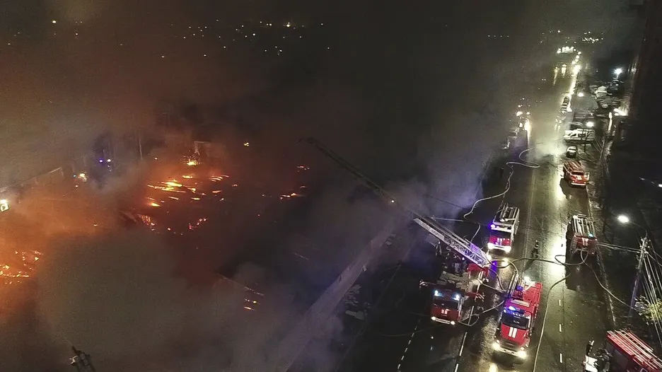 

Nejméně 15 lidí zemřelo při požáru v ruském nočním klubu

