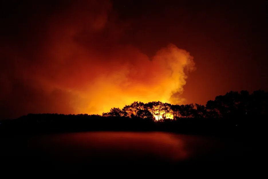 

Portugalsko zkrotilo rozsáhlý požár, jihozápad Evropy sužuje další vlna veder

