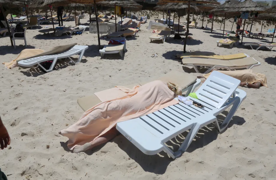 Video V tuniském letovisku umírali hlavně západní turisti