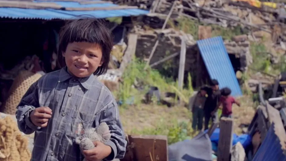 Video Studio 6: Organizace Člověk v tísni pomáhá Nepálcům