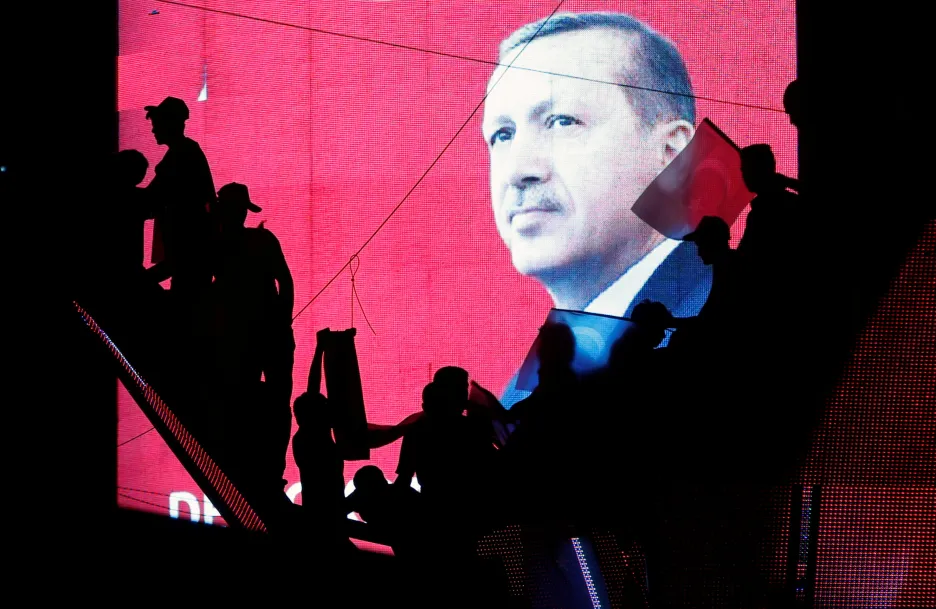 Video Demonstrace v Turecku má podpořit demokracii