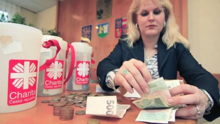 Video Češi si oblíbili dárcovské smsky