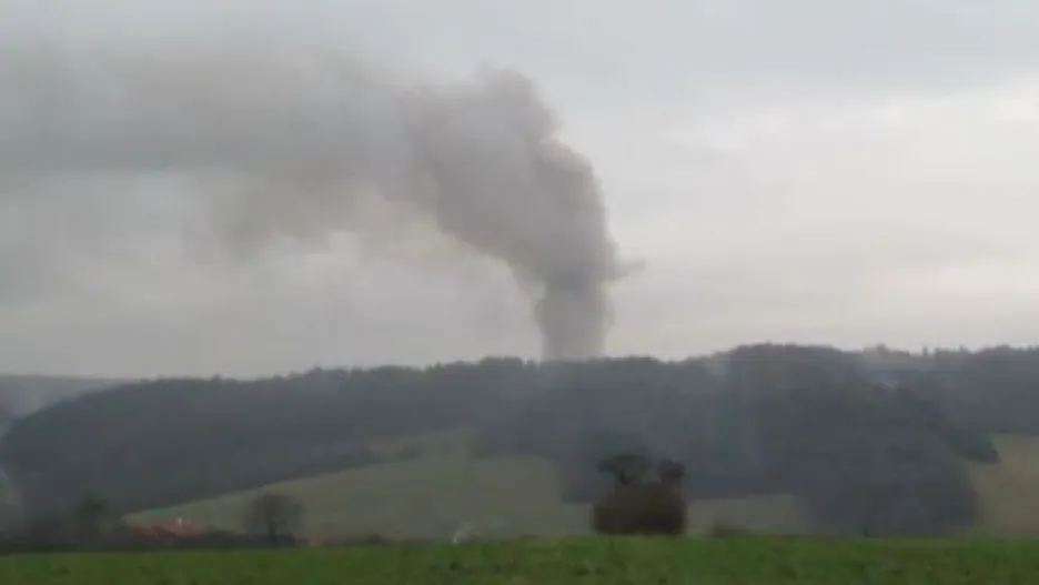 Video Výbuch skladu ve Vrběticích (zdroj pan Vincour ze Slavičína)