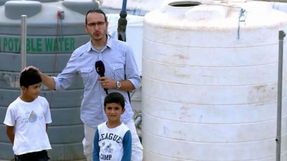 Video Zpravodaj ČT natáčel mezi kurdskými uprchlíky