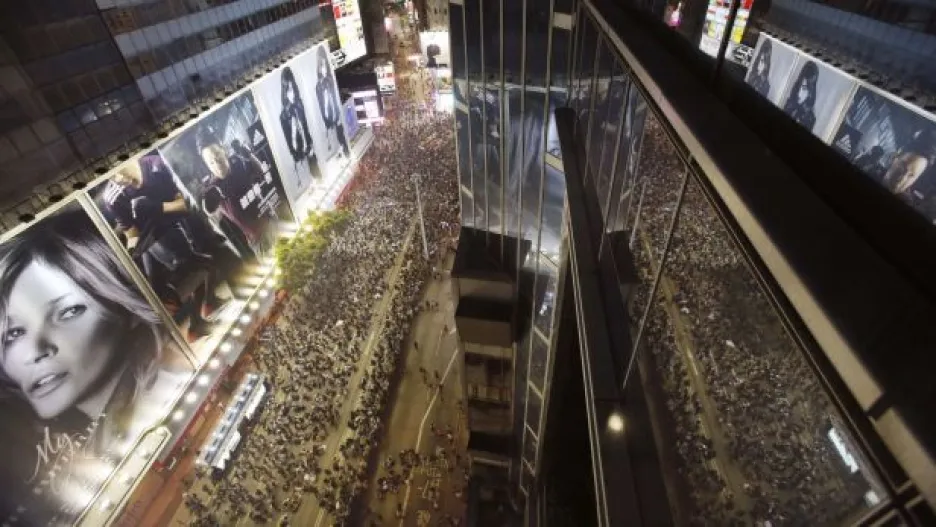 Video Hongkong zápasí o dodržení slibů - dokud nezasáhne policie