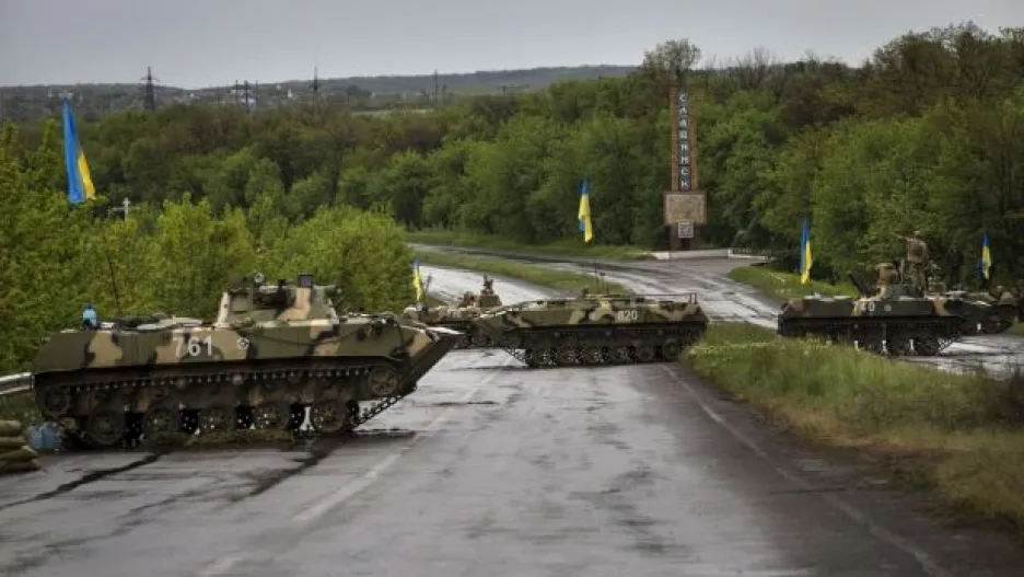 Video Ukrajinská protiteroristická operace už trvá přes měsíc