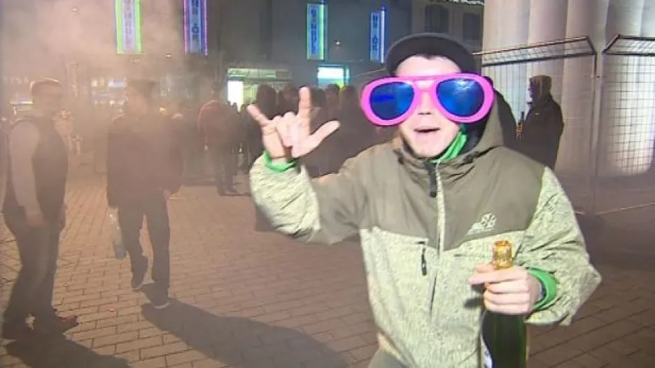 Video Silvestrovské veselí na náměstí Svobody v Brně
