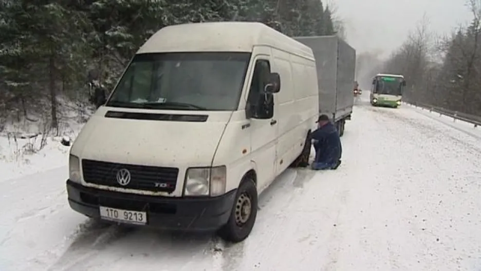 Video Česko má za sebou první silnější sněžení