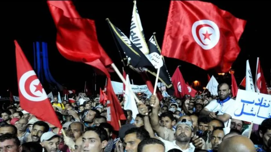 Video V Tunisku to opět vře