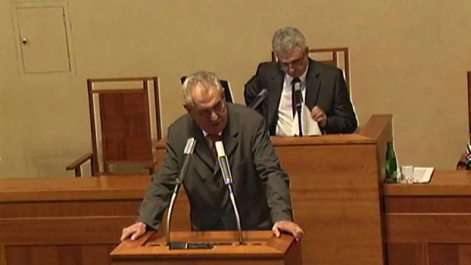 Video Projev prezidenta Miloše Zemana v Senátu