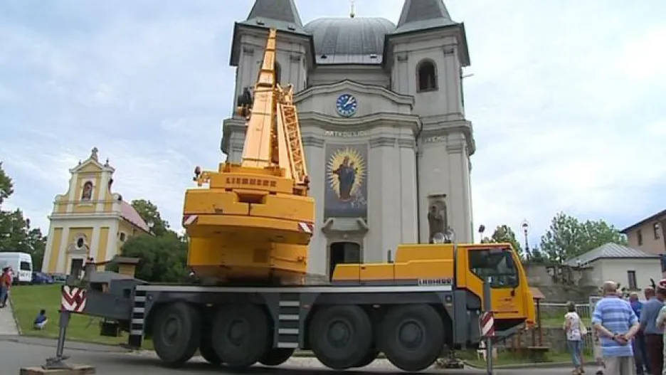 Video NO COMMENT: Hostýnská bazilika má po 70 letech všechny zvony