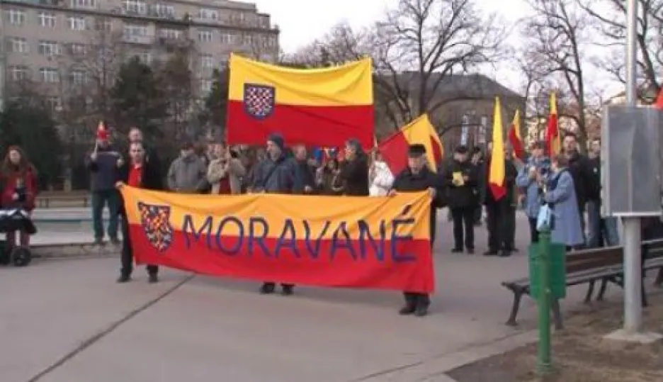Video NO COMMENT: Pochod Moravanů Brnem