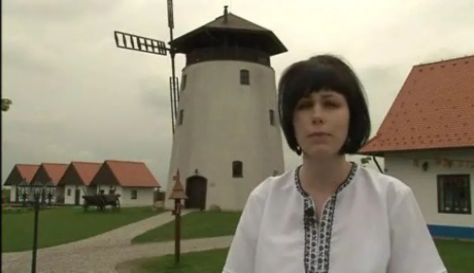 Video Průvodkyně Kateřina Májová popisuje Bukovanský mlýn