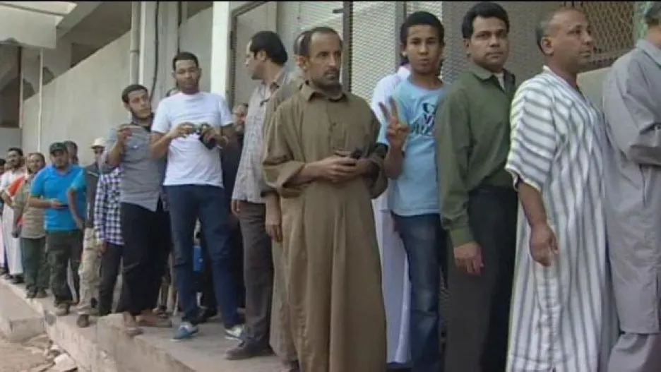 Video Libye vystavila tělo diktátora Kaddáfího
