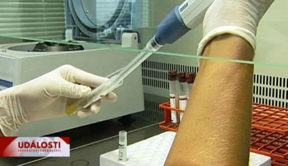 Video Gates chce plošné očkování