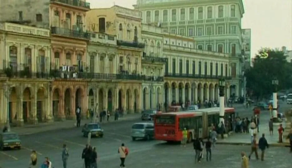Video Na Kubě začalo propouštění