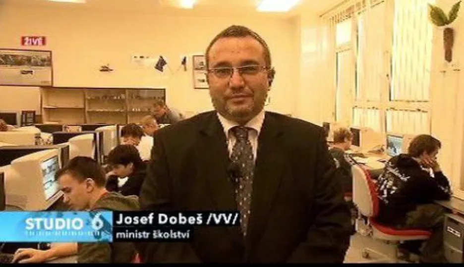 Video Rozhovor s Josefem Dobešem