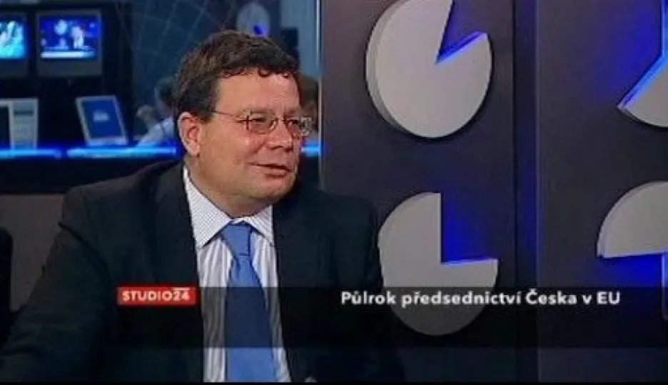 Video Alexandr Vondra hostem Studia ČT24