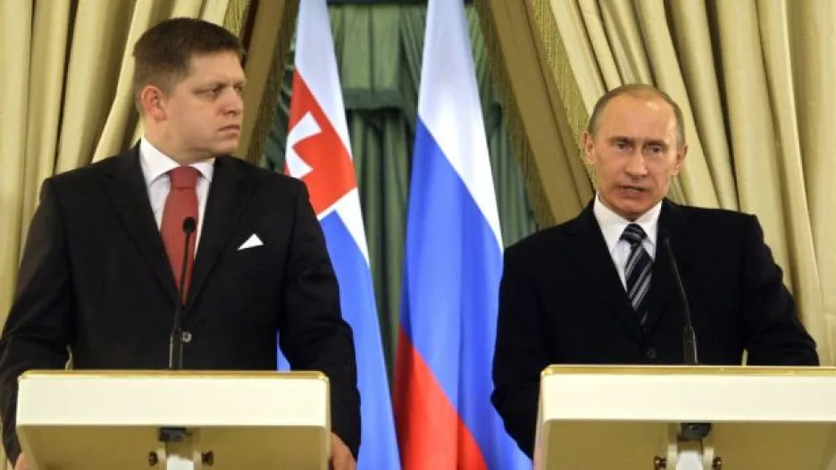 Video Fico bude jednat s Putinem i Medvěděvem