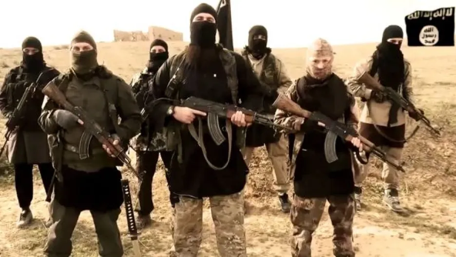 Video V Paříži se jedná o postupu proti Islámskému státu