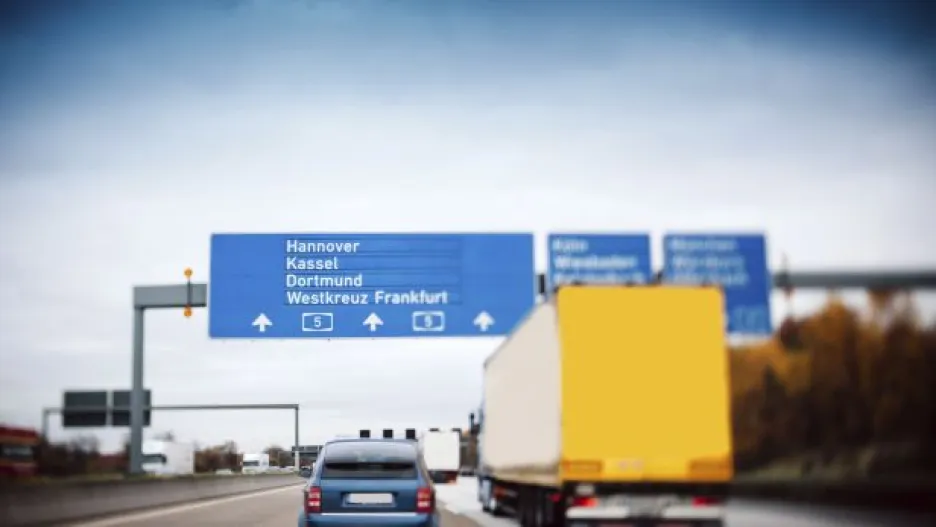 Video Mýto na německých dálnicích se od začátku příštího roku hradit nebude