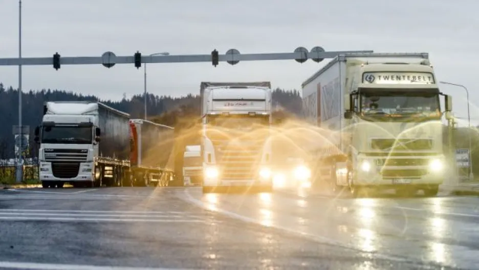 Video Výstavbu rychlostní silnice na polské hranice je třeba urychlit
