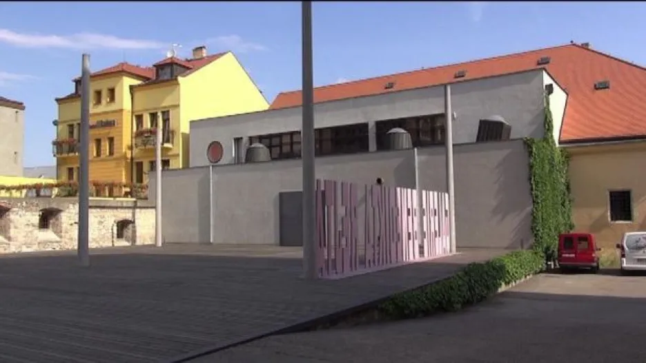 Video Galerie Benedikta Rejta se rozpadá