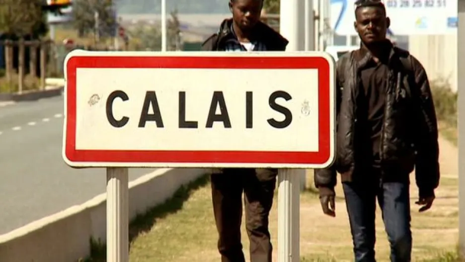 Video Zpravodaj ČT natáčel uprchlíky v "Džungli" u Calais