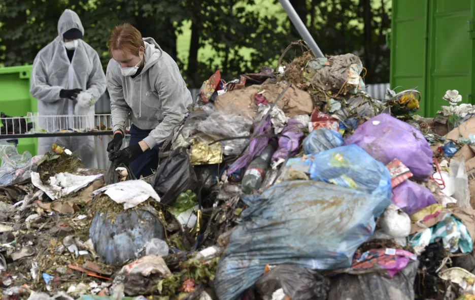 Video Vědci zkoumali komunální odpad