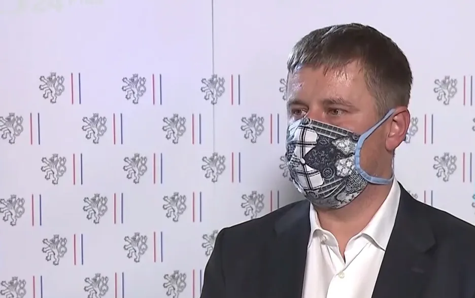 Video Brífink ministra zahraničních věcí Tomáše Petříčka o otevírání hranic z 19. května