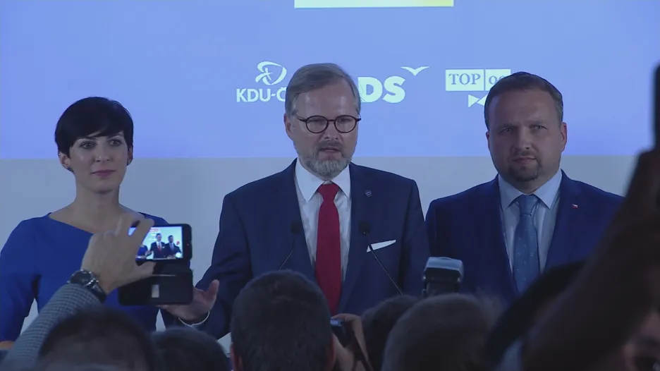 Video Tisková konference koalice SPOLU po vítězství v parlamentních volbách