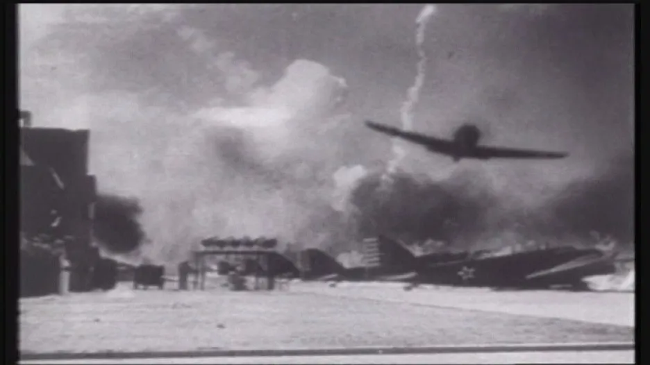 Video Dobové záběry útoku na Pearl Harbor